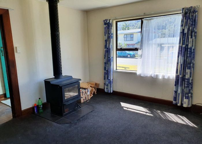  at 50 Oxford Street, Taylorville, Greymouth