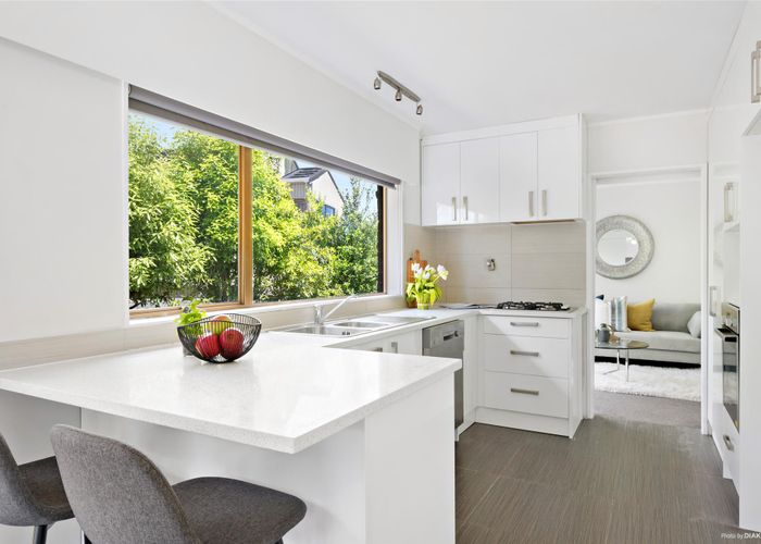  at 71 Prince Regent Drive, Half Moon Bay, Auckland
