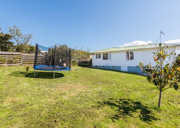  at 40 Commodore Drive, Lynfield, Auckland