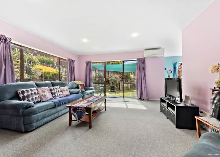  at 9 Milan Drive, Glen Eden, Auckland