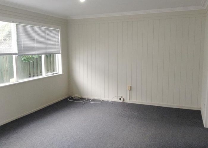  at 2/10 Croydon Road, Mount Eden, Auckland