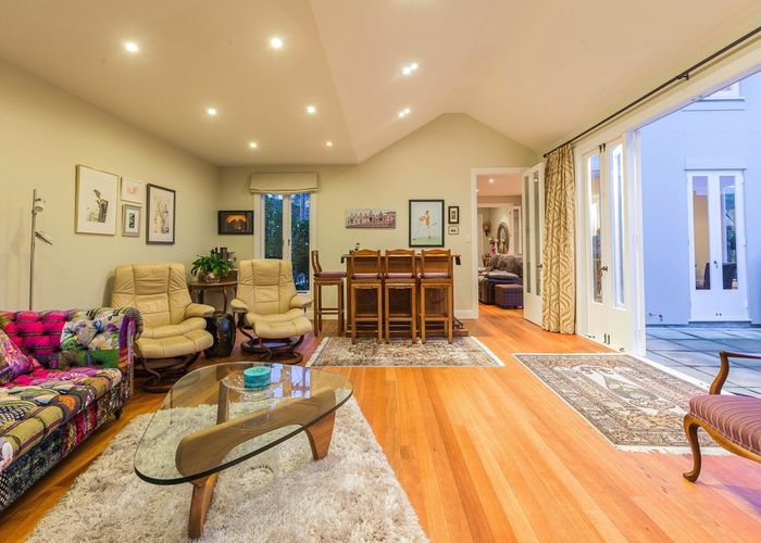  at 17 Elam Street, Parnell, Auckland