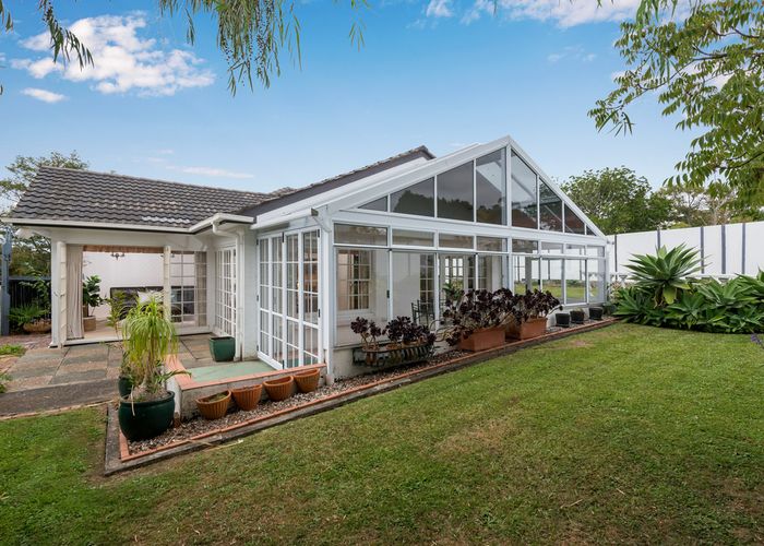  at 96 Glenmore Road, Sunnyhills, Auckland