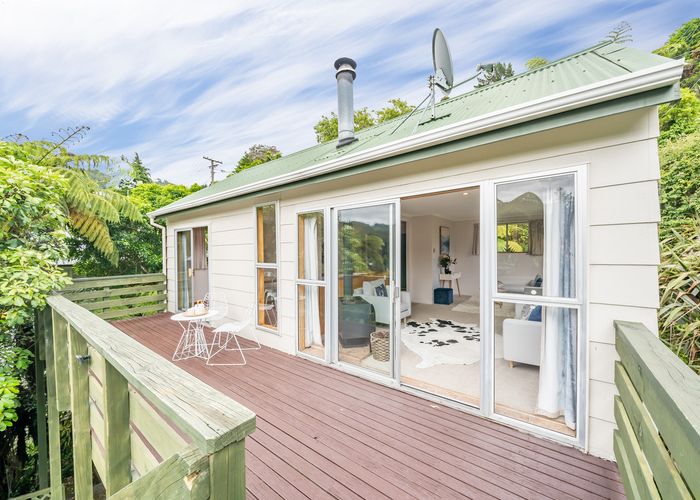  at 55 Wyndham Road, Pinehaven, Upper Hutt