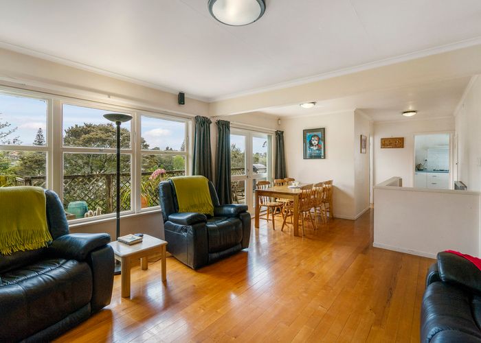  at 12 Weldene Avenue, Glenfield, Auckland