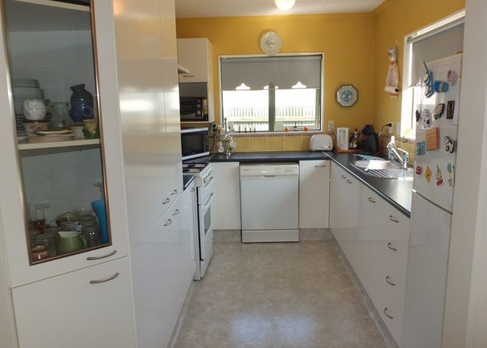  at 17 Hennessy Street, FOXTON BEACH, FOXTON