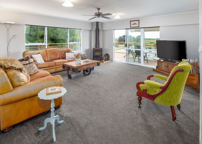 at 12 Cheriton Lane, Runciman, Drury