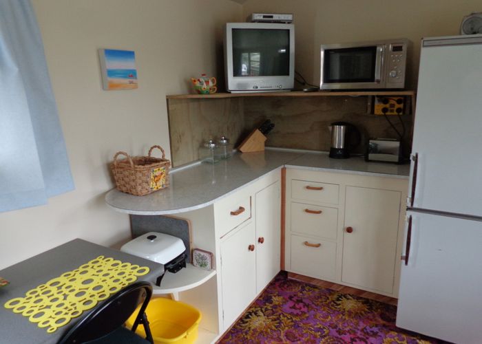  at 10 Hill Street, Kaka Point