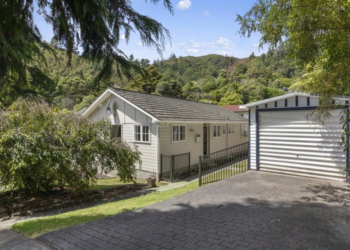  at 104 Kamahi Street, Stokes Valley, Lower Hutt