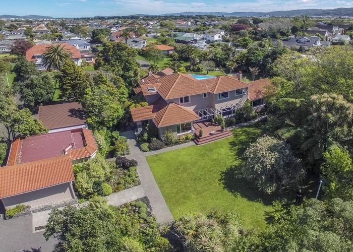  at 81 Ludlam Crescent, Woburn, Lower Hutt