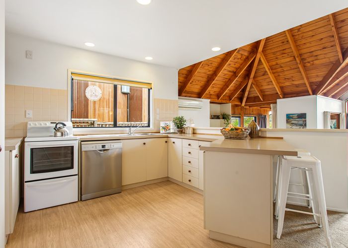  at 7 Harvey Place, Kohimarama, Auckland