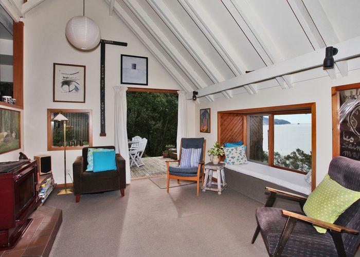  at 159 Main Road, Lyttelton