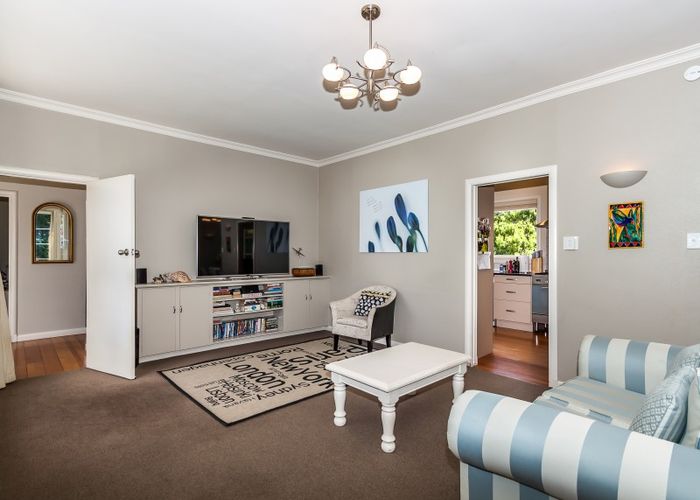 at 8 Williams Terrace, Fitzherbert, Palmerston North