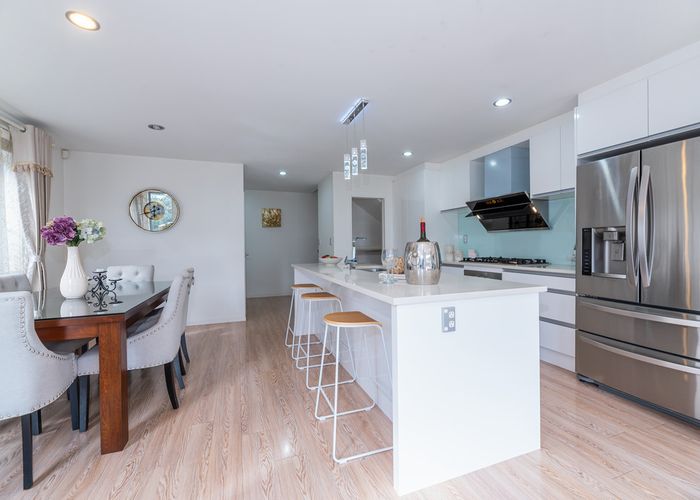  at 97 Tamahere Drive, Glenfield, Auckland