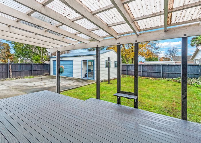  at 20 Malabar Crescent, Broomfield, Christchurch