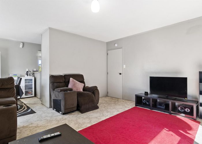  at 56 Kaitemako Road, Welcome Bay, Tauranga