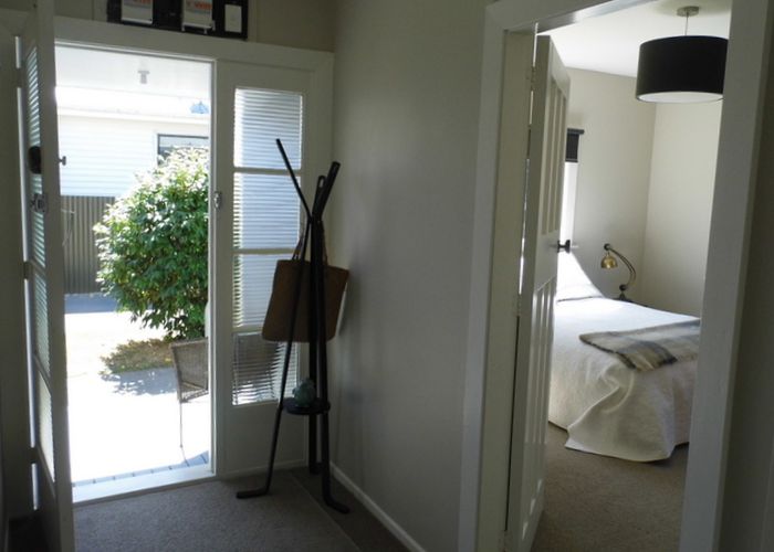  at 6 Middlepark Road, Sockburn, Christchurch
