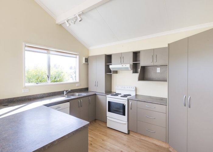  at 2 Paradise Place, Milson, Palmerston North