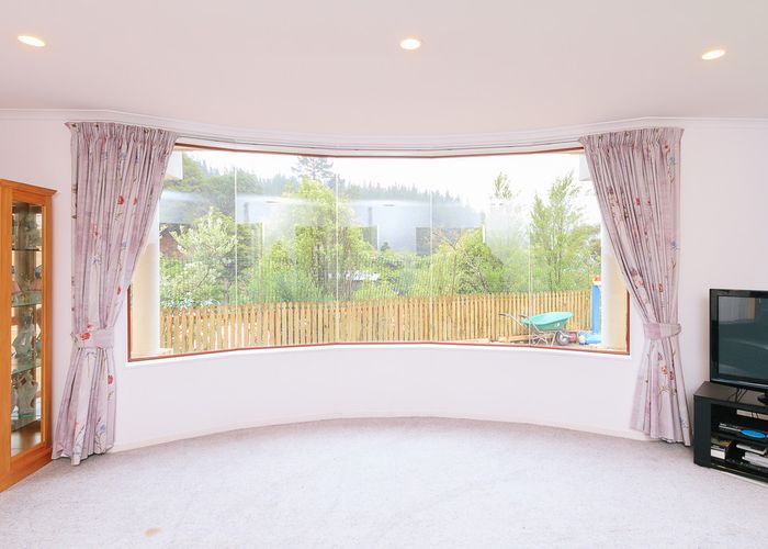  at 5 Sylvan Way, Silverstream, Upper Hutt