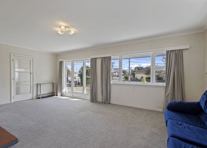  at 2 Lenton Street, Aranui, Christchurch