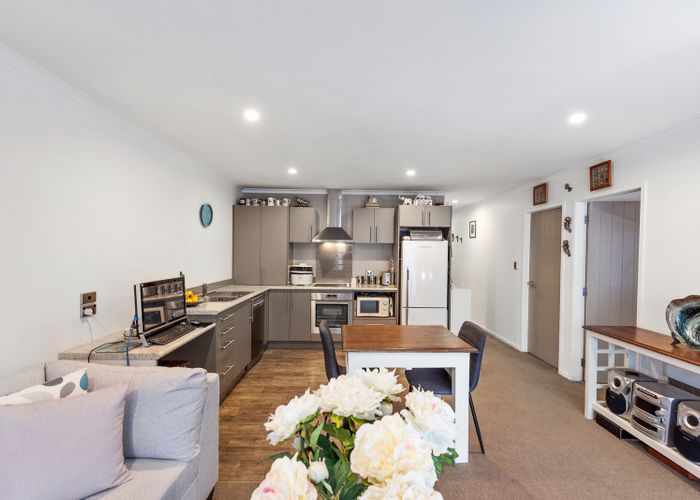  at 7/31 Jones Crescent, Melville, Hamilton