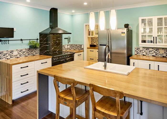  at 201 Paremata Haywards Road, Judgeford