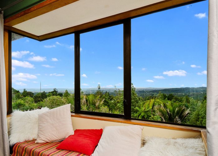  at 31B Bush Road, Waiatarua, Auckland