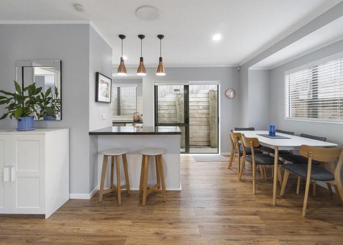 at 14/43 Fruitvale Road, New Lynn, Auckland
