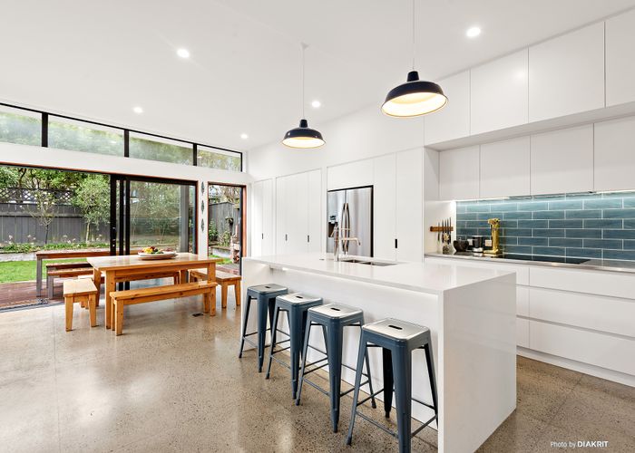  at 26 Te Wharepouri St, Berhampore, Wellington