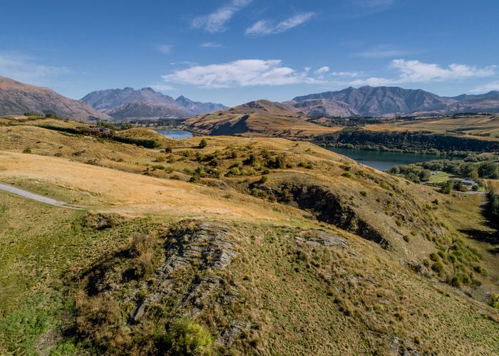  at 8 Haggitt Lane, Lake Hayes, Queenstown