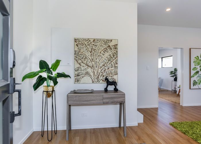  at 1/7 WASTNEY RD, Alfriston, Ardmore