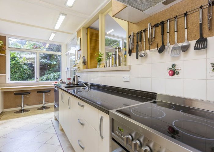  at 135 Pinehaven Road, Pinehaven, Upper Hutt