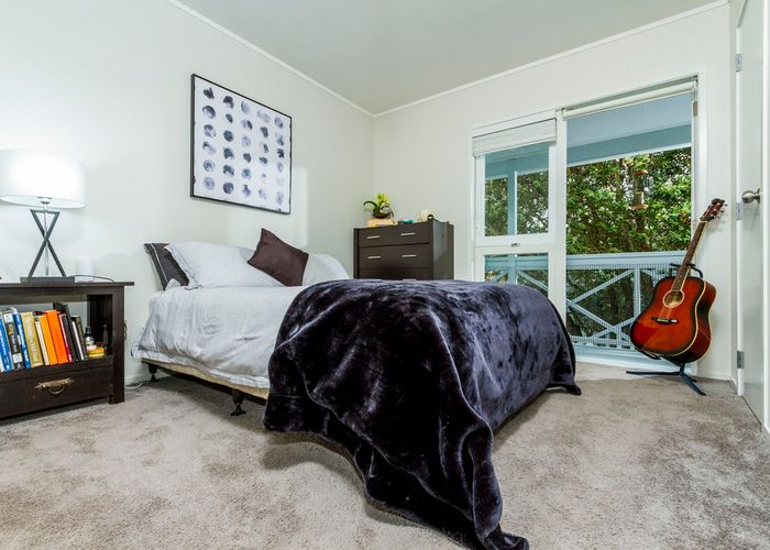  at 134 Lynn Road, Bayview, Auckland