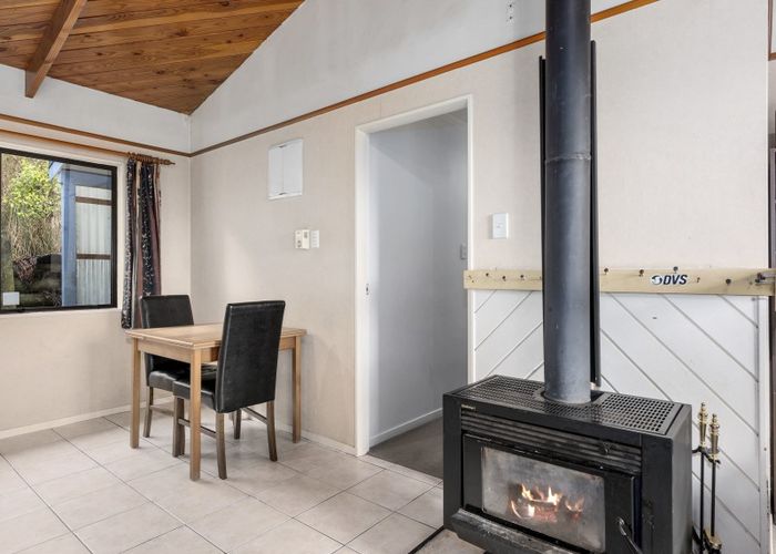  at 75 Avro Road, Blue Mountains, Upper Hutt
