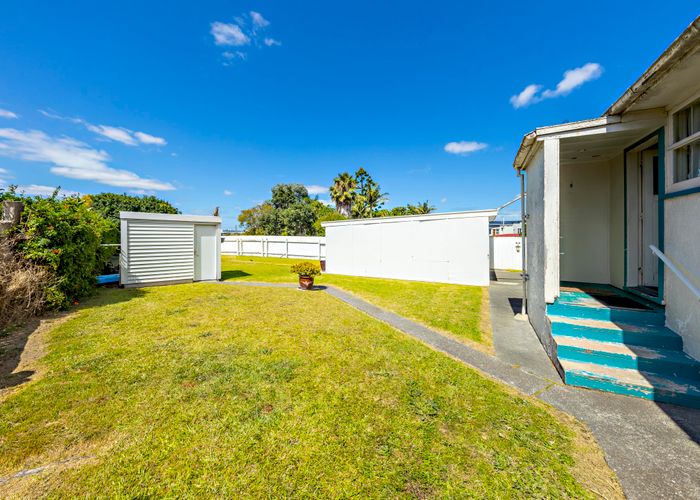  at 13 Ronaki Road, Otahuhu, Auckland