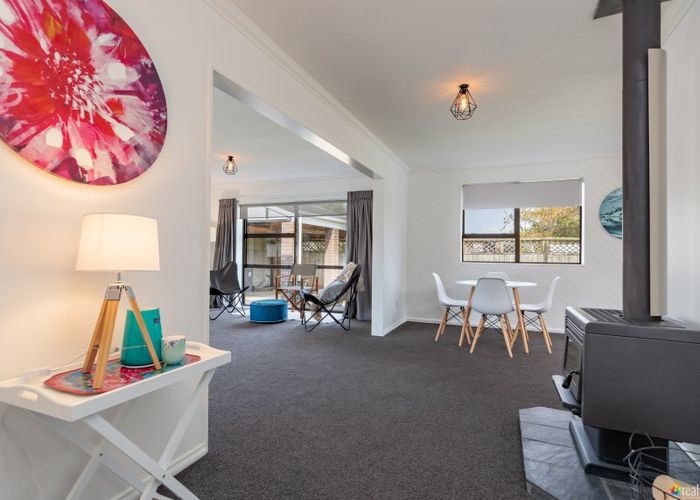  at 2/27 Merton Street, Trentham, Upper Hutt