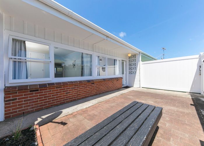  at 118 Victoria Street, Onehunga, Auckland