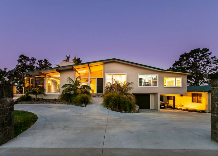  at 129 Point View Drive, East Tamaki Heights, Auckland