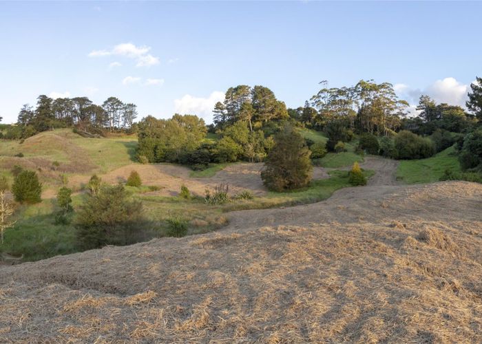  at 354 Wairere Road, Henderson