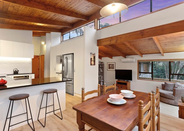  at 36 Opanuku Road, Henderson Valley, Auckland