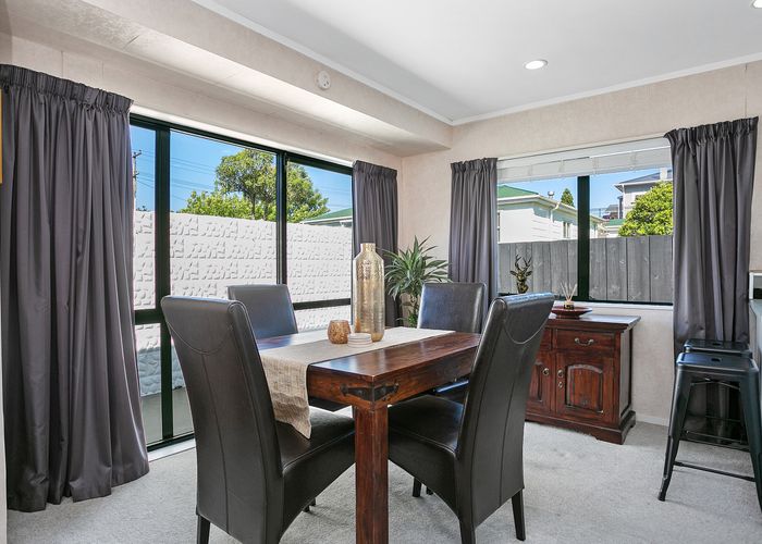 Free property data for 2/471 Roche Street, Te Awamutu homes.co.nz