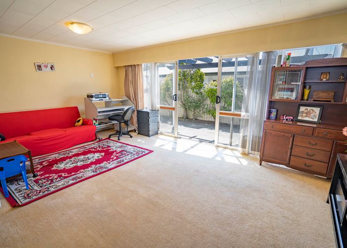  at 120 Cunningham Crescent, Grasmere, Invercargill