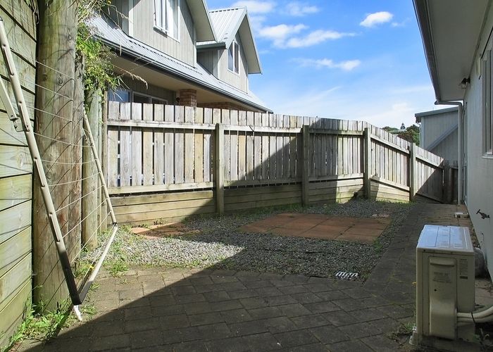  at 38 Mahoe Street, Tawa, Wellington