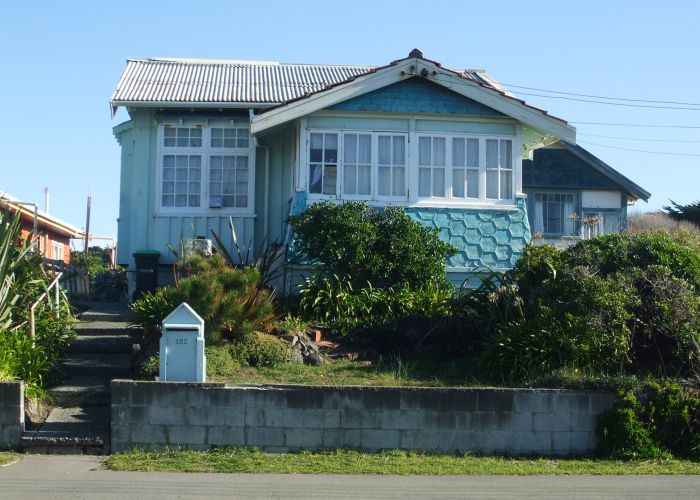  at 152 Marine Parade, New Brighton, Christchurch