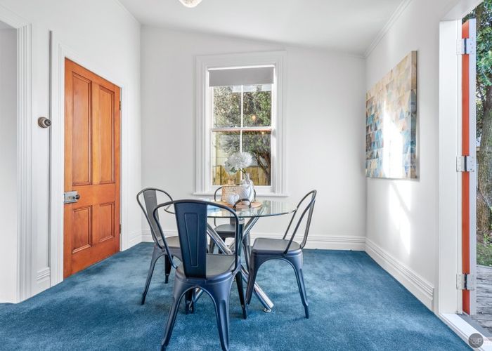  at 24 Beach Street, Petone, Lower Hutt