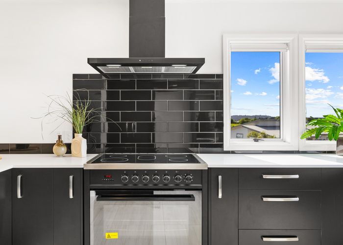  at 2/12 Bannings Way, Hobsonville, Auckland
