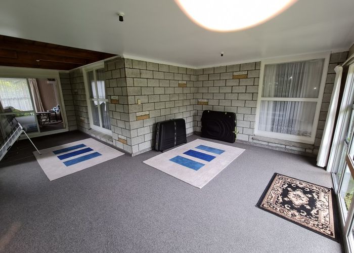  at 14 Golf Links Road, Carters Beach, Westport