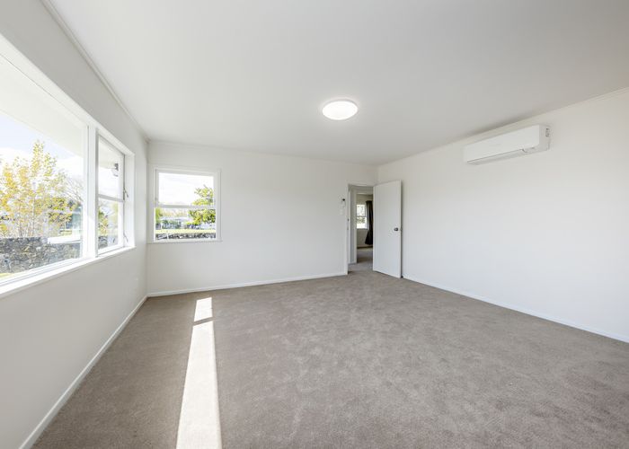  at 73 Raglan Street, Mangere East, Auckland