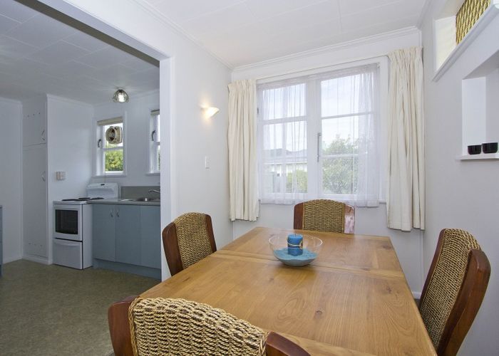  at 6 Churton Crescent, Taita, Lower Hutt