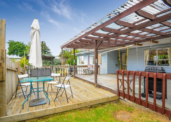  at 3/9 Cameron Place, Ranui, Auckland